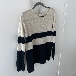 Vince Camuto Sweater